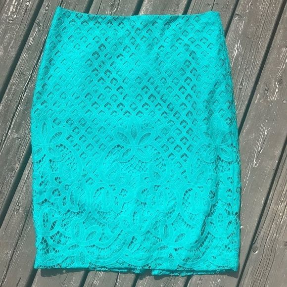 ANN TAYLOR LOFT Lace Teal Pencil Skirt - Picture 3 of 10